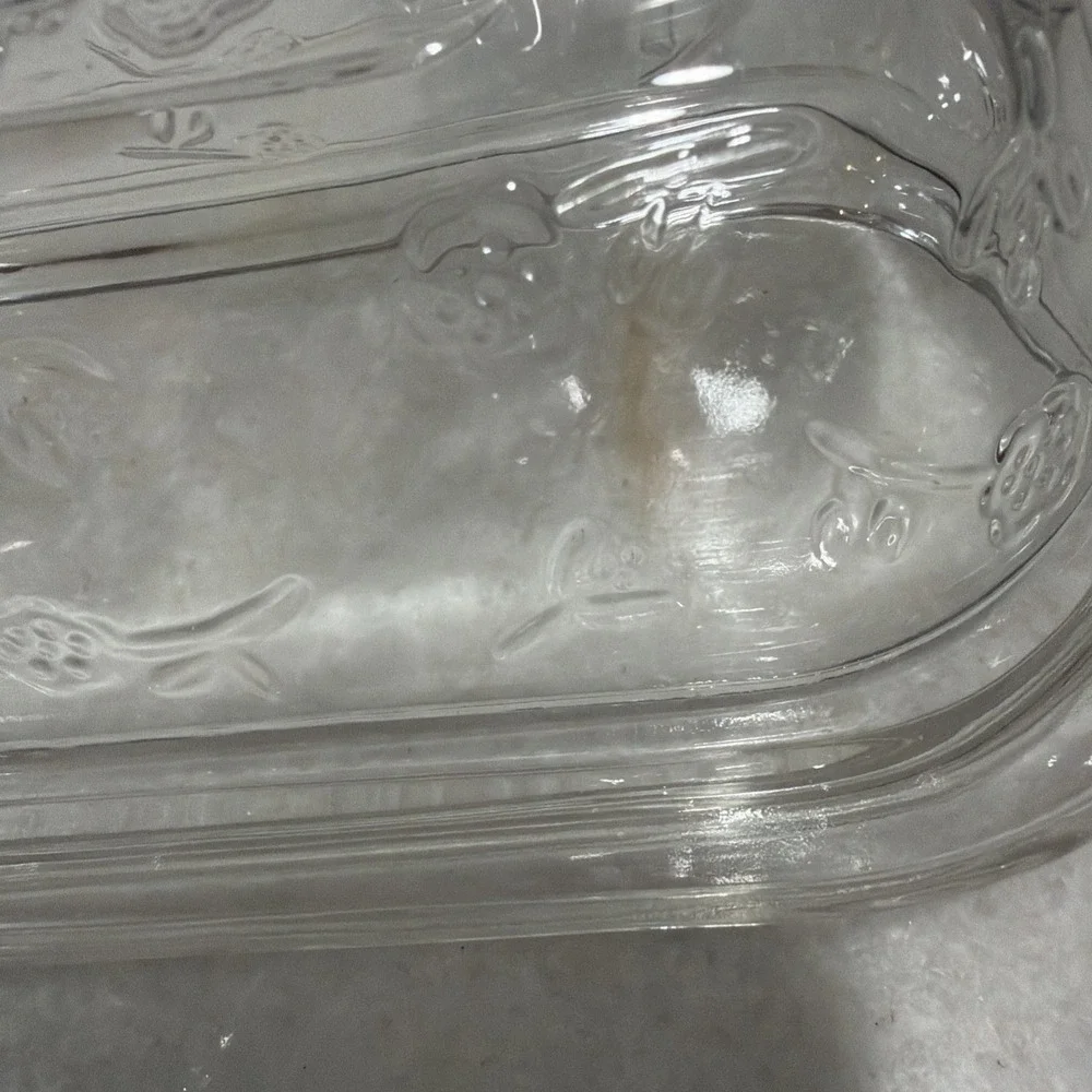 Vintage Clear Glass Embossed Floral Covered Butter Dish Dome Lid OLA05